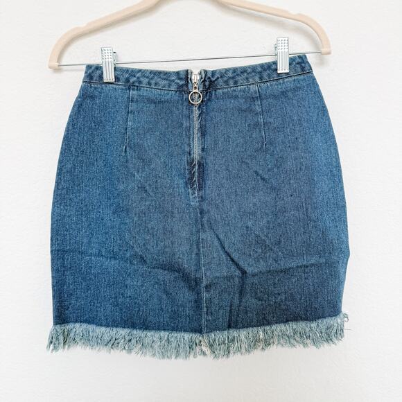 Hayden‎ Skirt Womens Small Denim Mini Fray Hem Festival Y2K Indie Grunge Casual - Picture 2 of 5